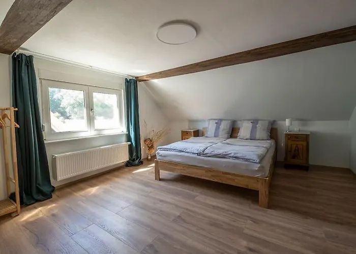 Semesterbostad Zum Waldrand *